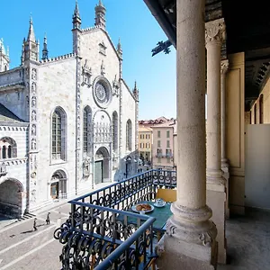 Dome's Charme - The House Of Travelers Apartment Como